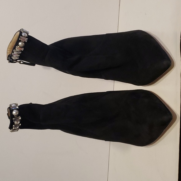 Stuart Weitzman Arista Shine Crystal Pearl Black Suede Ankle Booties Size 8.5B - Picture 4 of 16